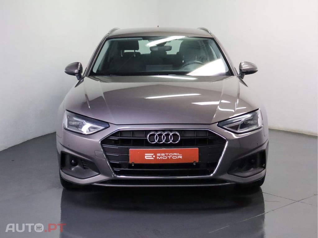 Audi A4 30 TDI S tronic Avant