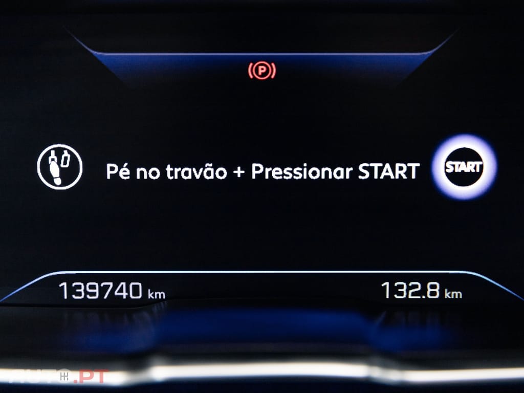 Peugeot 3008 1.5 BlueHDi Crossway EAT8