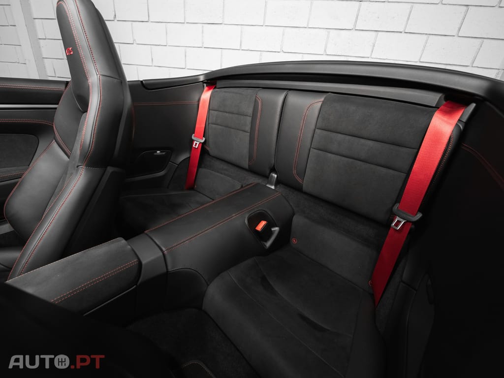 Porsche 992 Carrera 4 GTS PDK