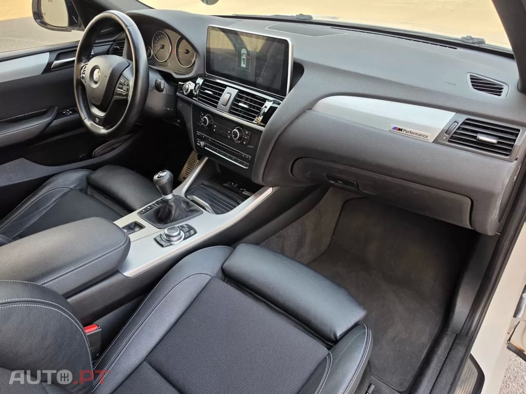BMW X4 20 d xDrive Pack M