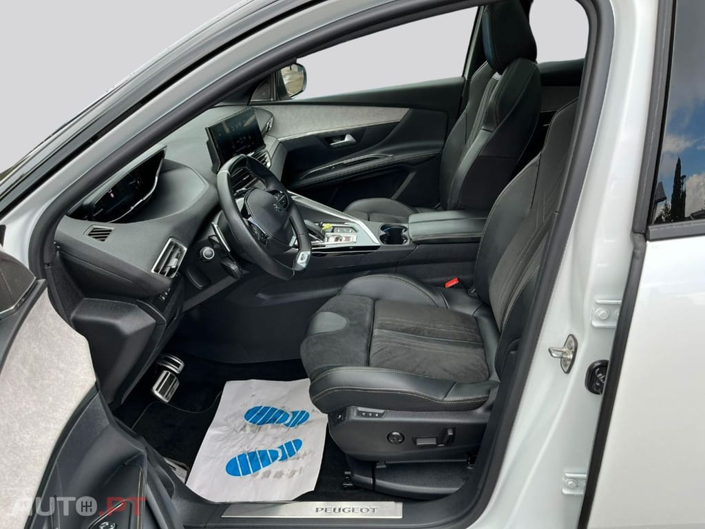 Peugeot 3008 1.5 BlueHDi 130cv GT I.V.A DEDUTIVEL 