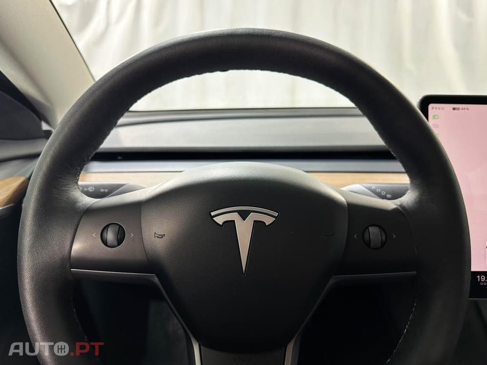 Tesla Model 3 Long Range AWD Dual Motor