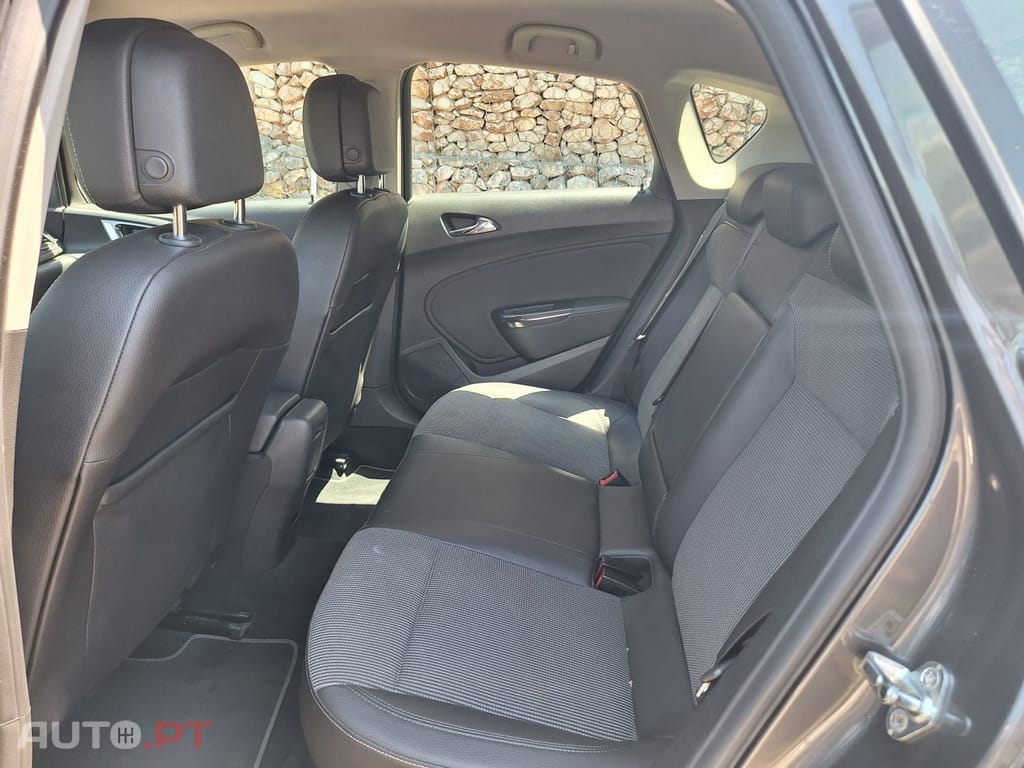 Opel Astra 1.7 CDTi Cosmo