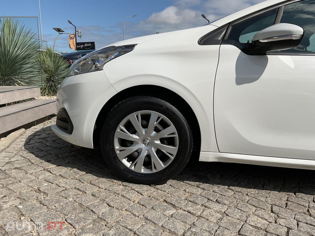 Peugeot 208 1.5 BlueHDi Active