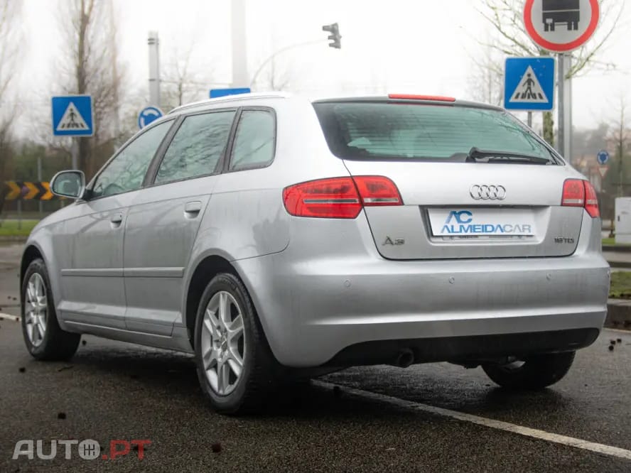 Audi A3 Sportback 1.6 TDI Attraction