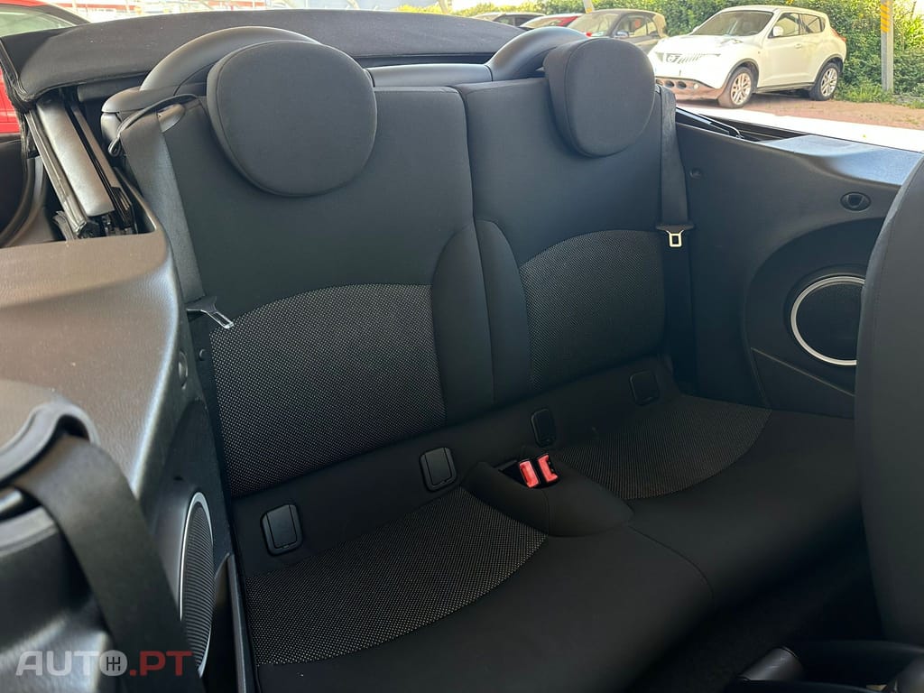 MINI Cabrio Cooper D
