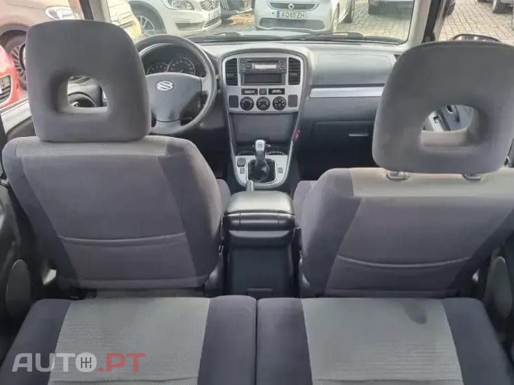 Suzuki Grand Vitara Outro