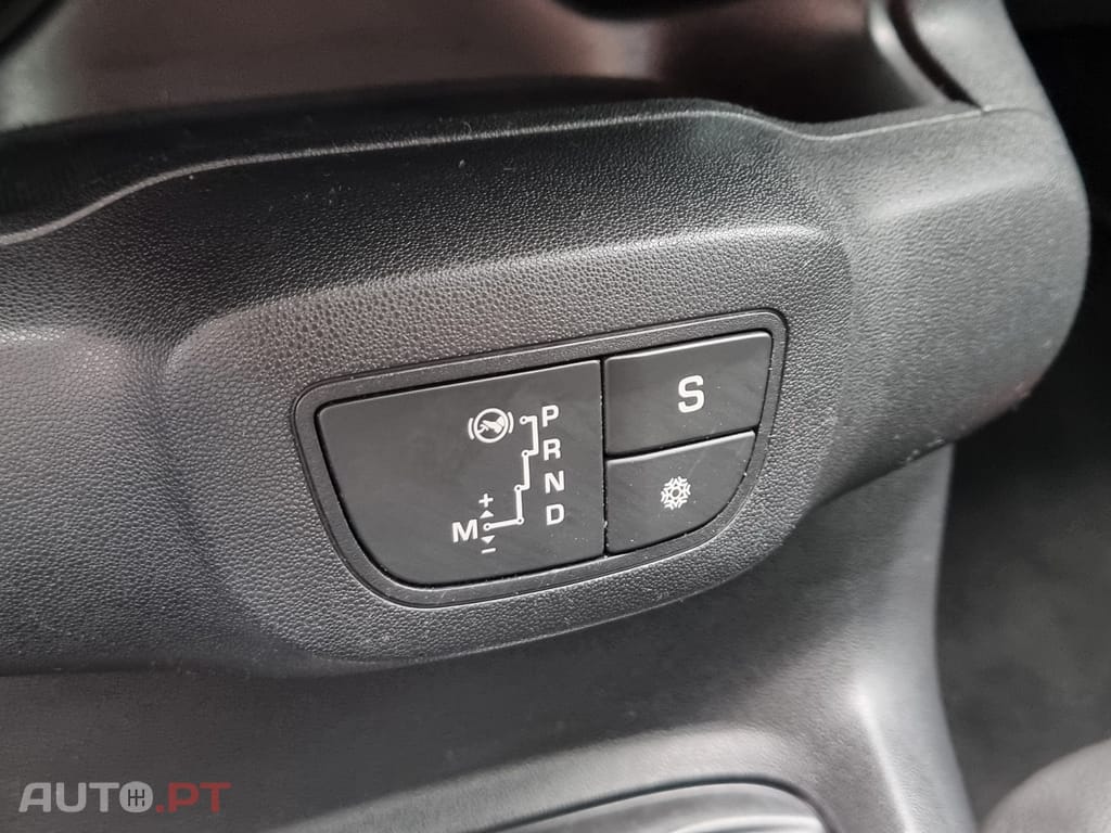 Citroen C4 Cactus 1.2 PureTech Shine EAT6