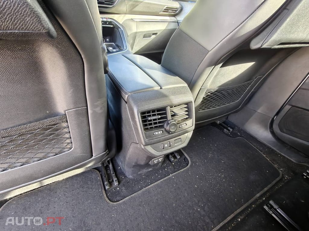 Peugeot 5008 1.5 BlueHDi GT EAT8