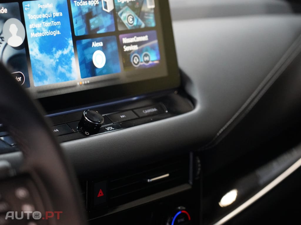 Nissan Qashqai 1.3 DIG-T N-Connecta LED+TT+SKY
