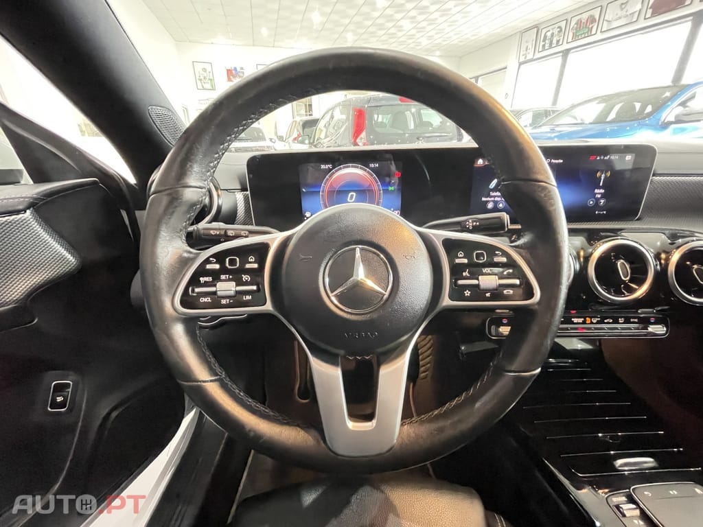Mercedes-Benz CLA 200 d Shooting Brake 8G-DCT Special Edition