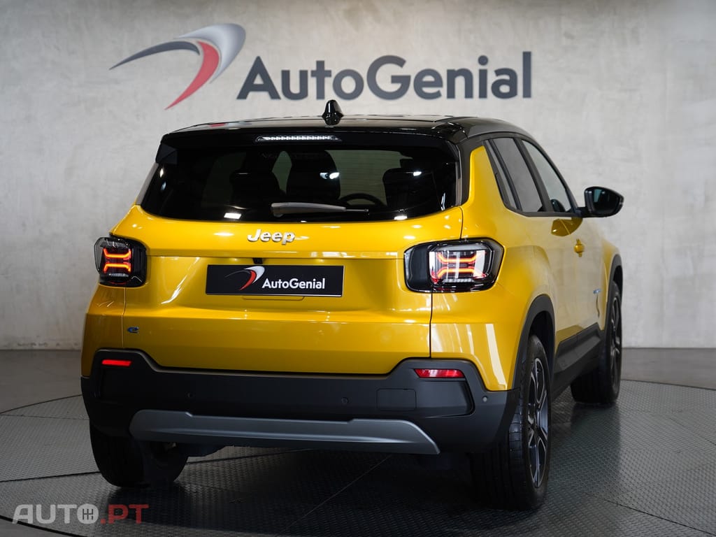 Jeep Avenger 54 kWh Summit