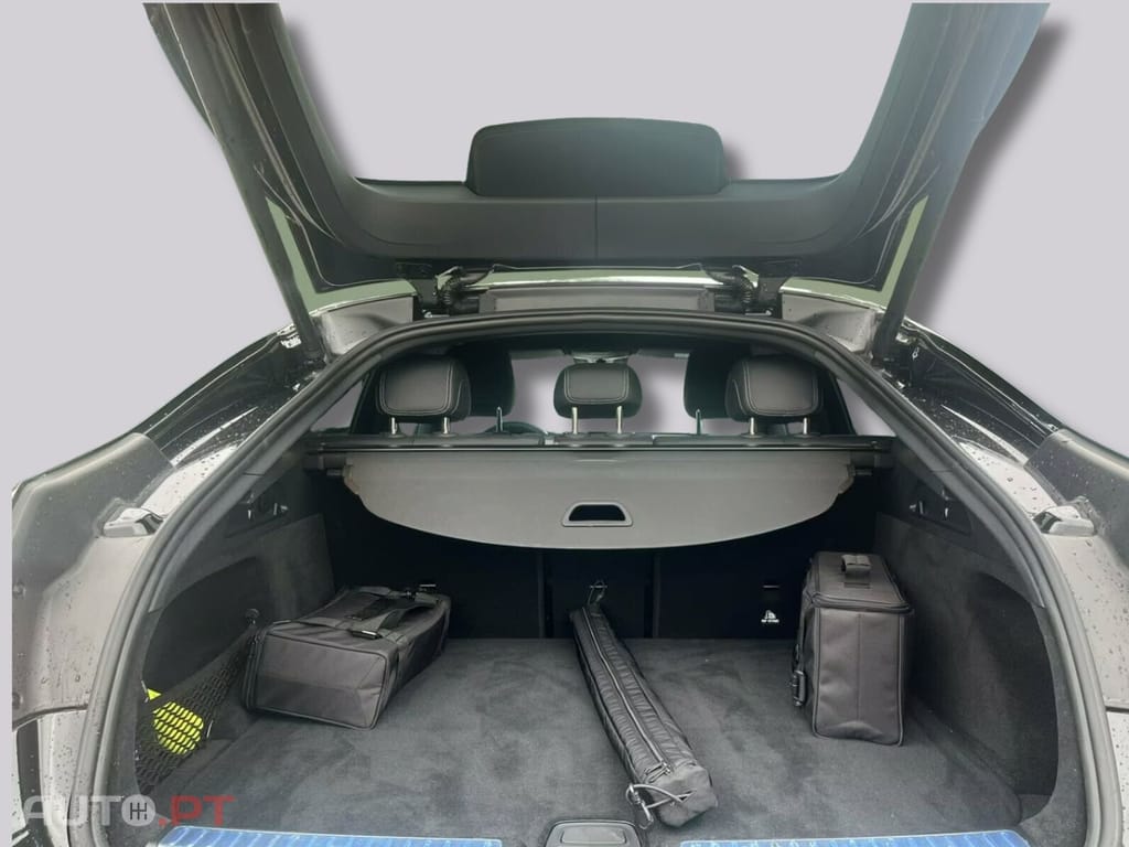 Mercedes-Benz GLC 300 de 4M AMG 