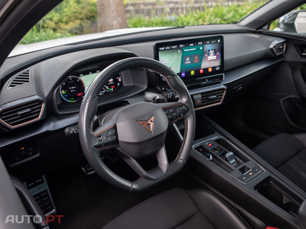 Cupra Leon ST 1.4 e-Hybrid MID DSG