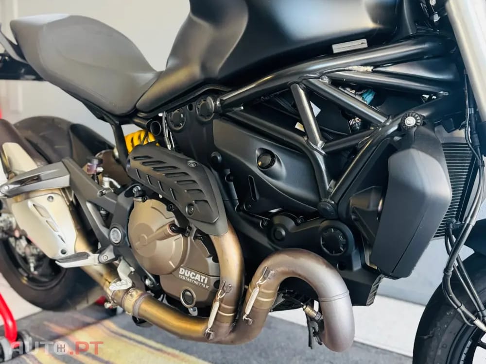 Ducati Monster 821