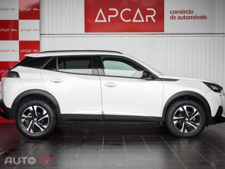 Peugeot 2008 PureTech 130 EAT8 Allure