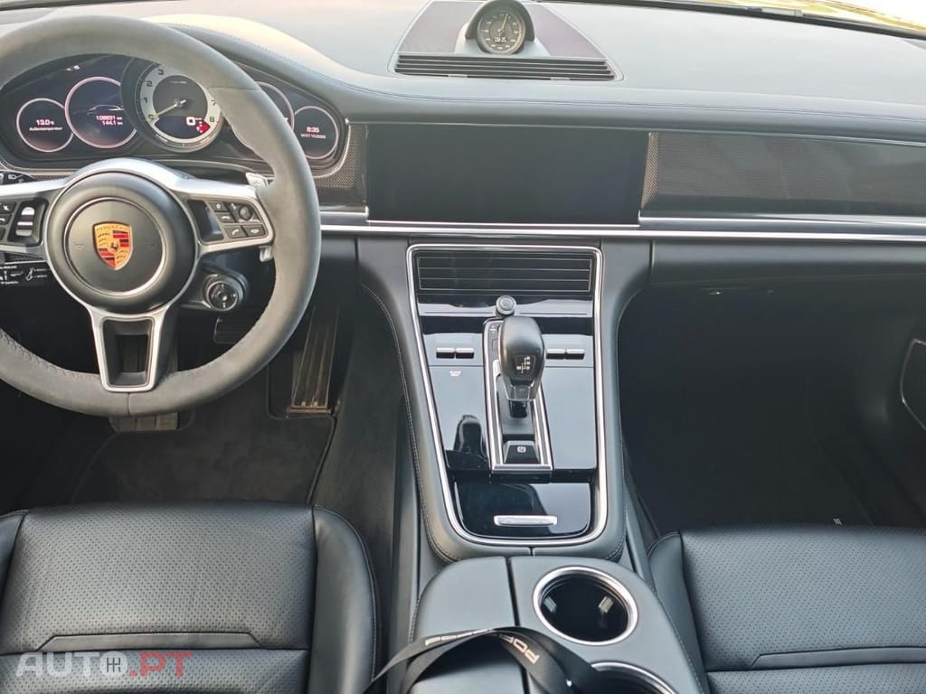 Porsche Panamera ST 4 E-Hybrid Sport Design