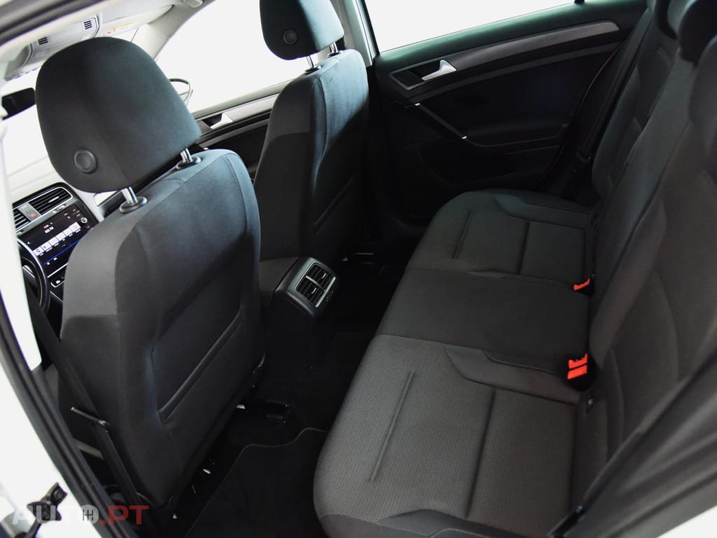 Volkswagen Golf 1.6TDI