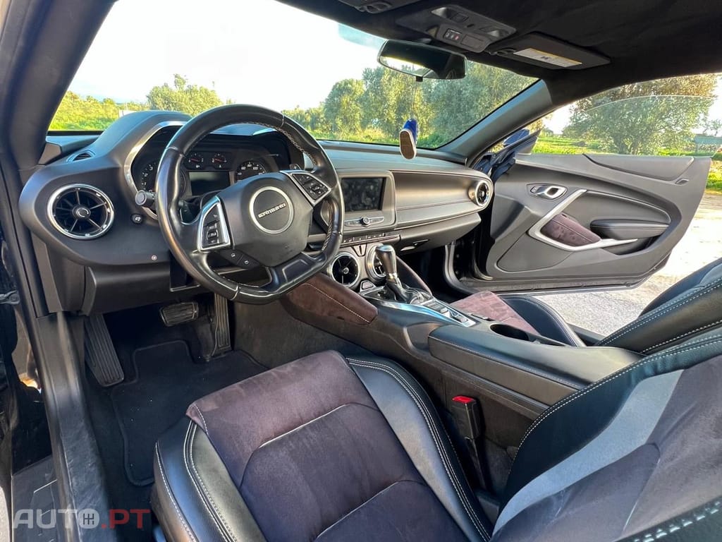 Chevrolet Camaro Coupe