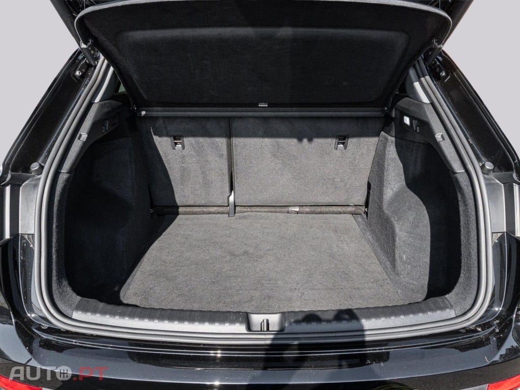 Audi Q4 E-Tron 45 Quattro I.V.A DEDUTIVEL 