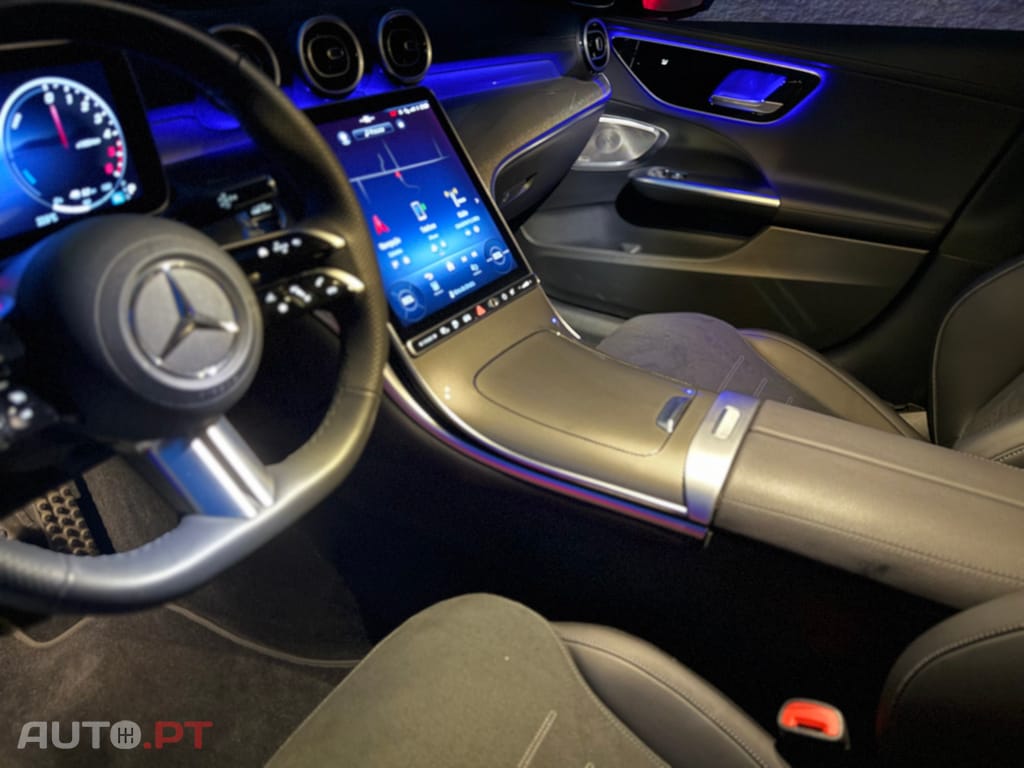 Mercedes-Benz C 300 Híbrido Plu In  Pack Night