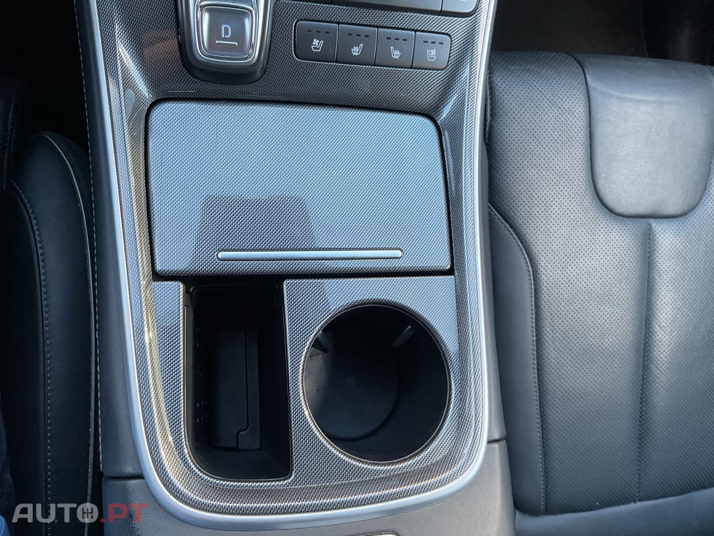 Hyundai Santa Fe 2.2 CRDi Vanguard+Luxury Pack