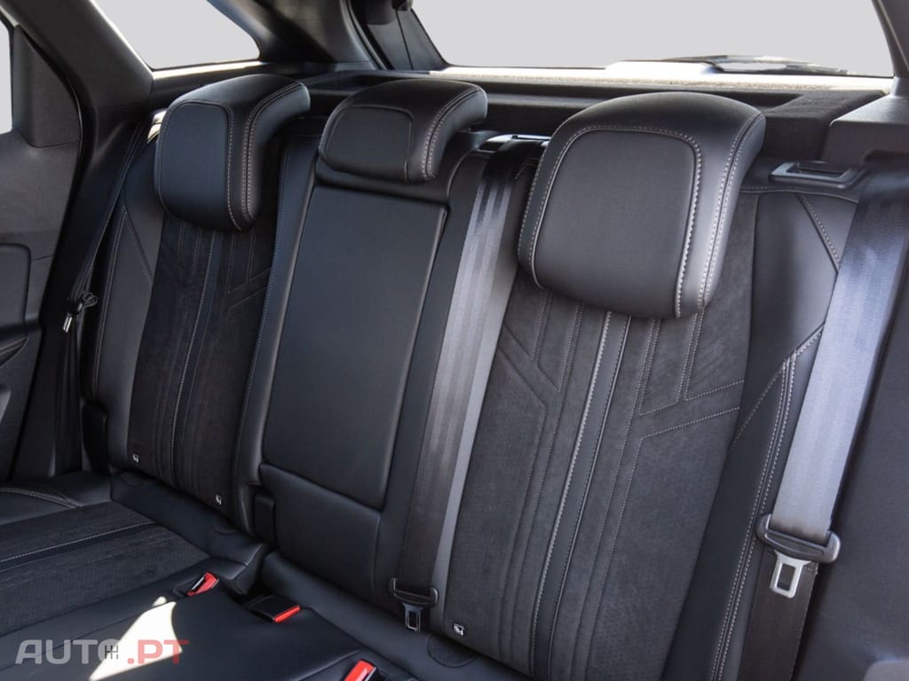 Peugeot 3008 GT 1.5 BlueHDi EAT8 I.V.A DEDUTIVEL