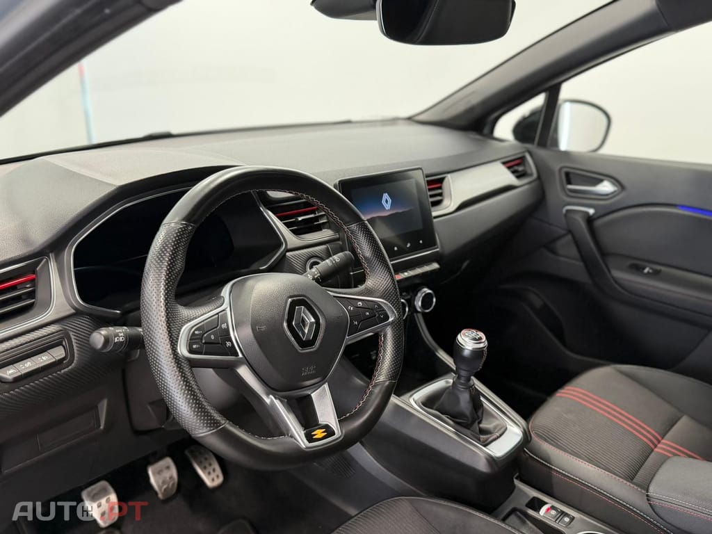 Renault Captur 1.0 TCe RS Line