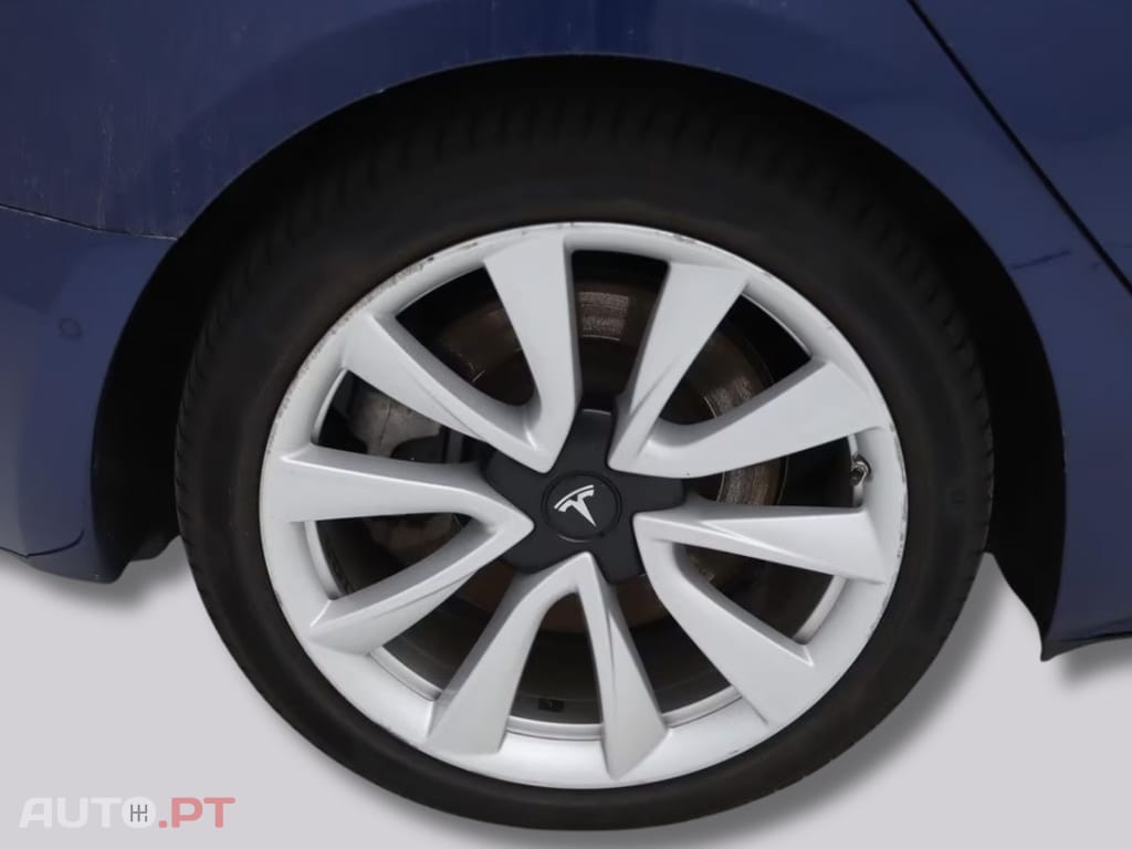 Tesla Model 3 Long-Range AWD I.V.A DEDUTÍVEL