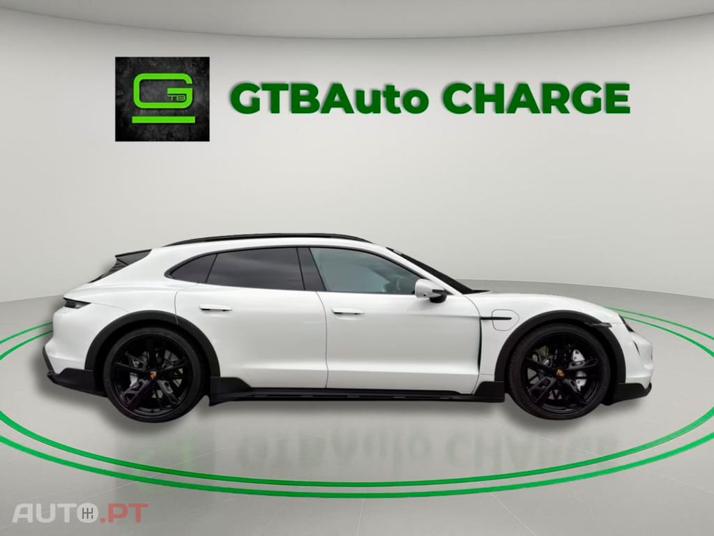 Porsche Taycan I.V.A DEDUTIVEL Turbo