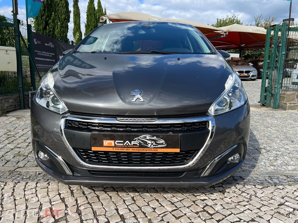 Peugeot 208 1.5 BlueHDi Allure Pack