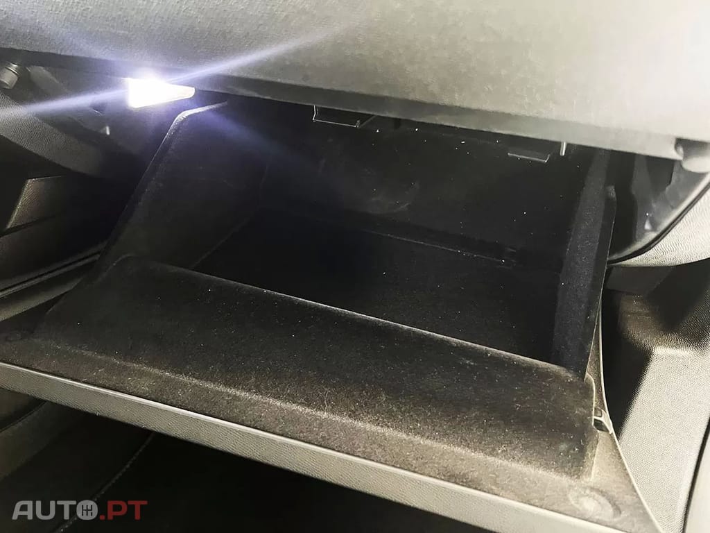 Peugeot 508 1.6 Hybrid Allure e-EAT8