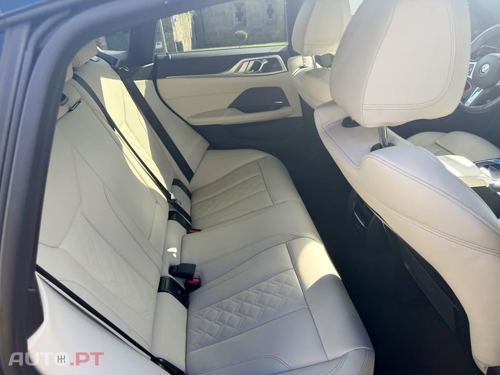 BMW i4 eDrive35 Edição Desportiva M