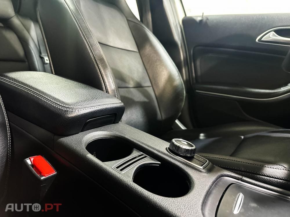 Mercedes-Benz A 180 d 7G-DCT AMG Line