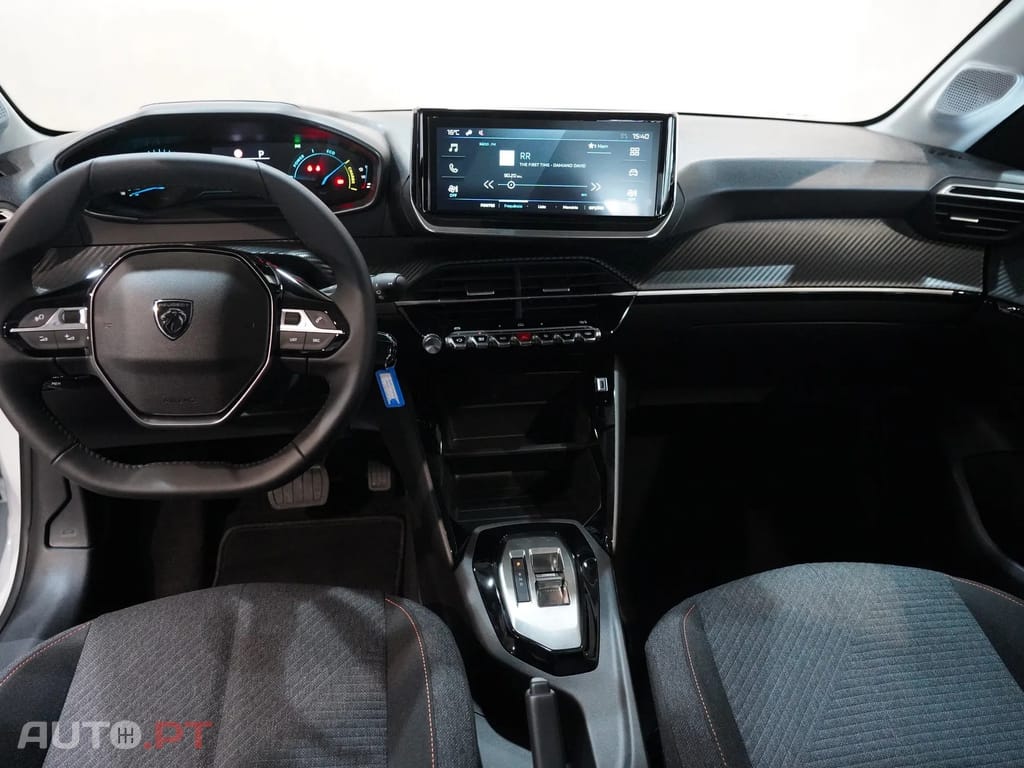 Peugeot 208 1.2 Hybrid Style e-DCS6