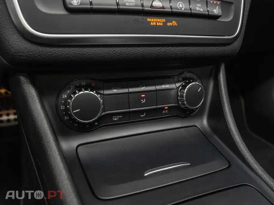 Mercedes-Benz CLA 220 d Shooting Brake AMG Line Aut.
