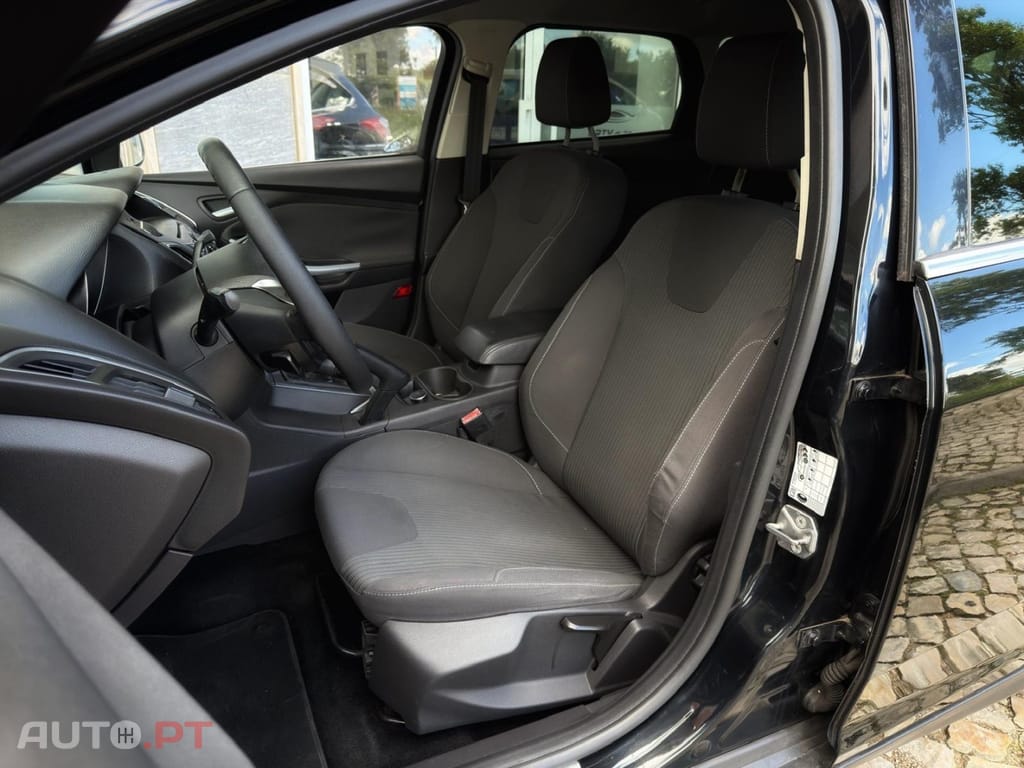Ford Focus SW 1.6 TDCi Titanium