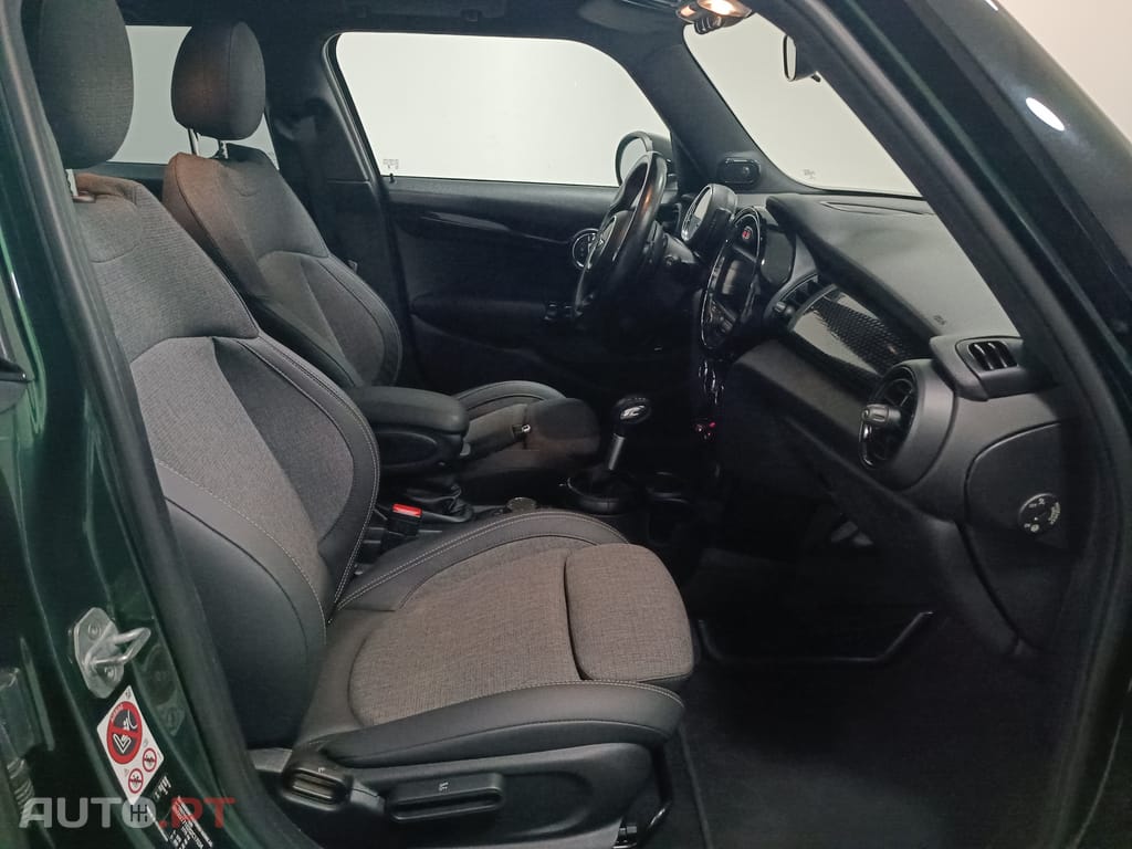 MINI Cooper Cooper SD Sport Aut.