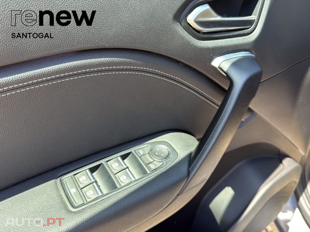 Renault Captur 1.6 E-Tech Full Hybrid Techno