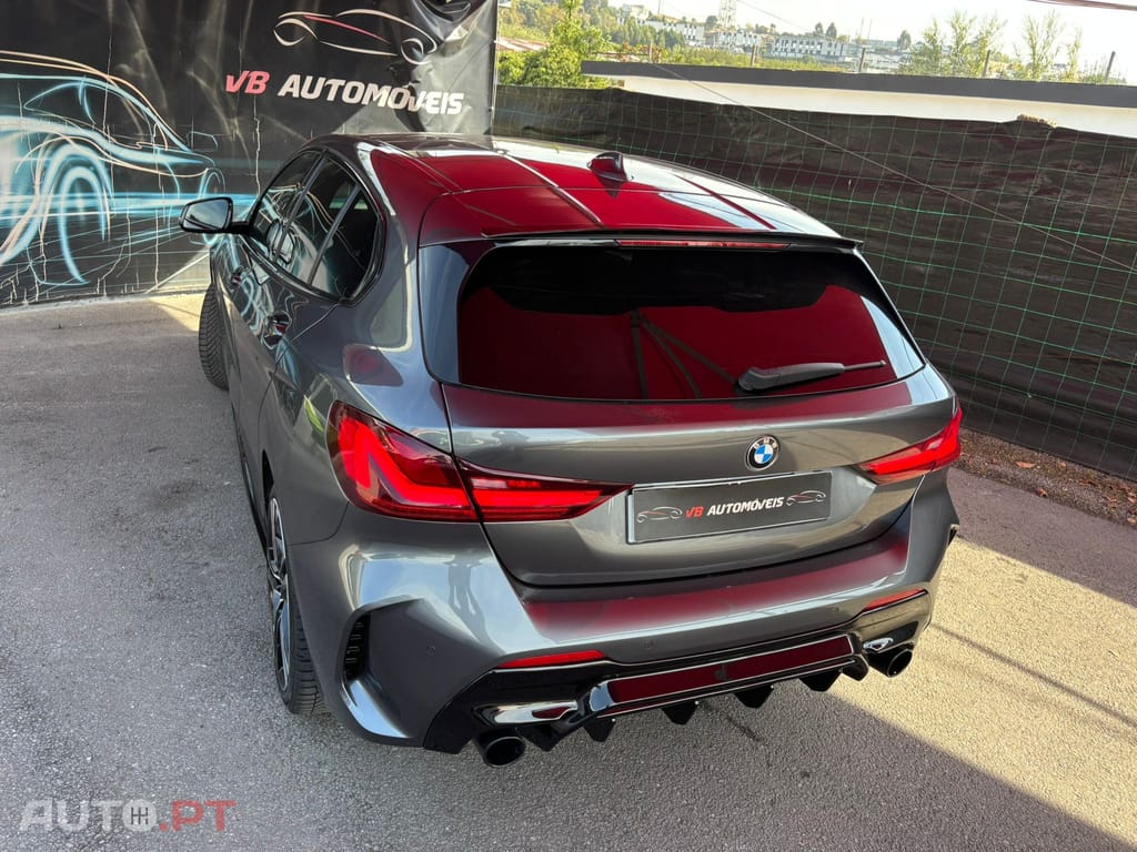 BMW 116 d Pack Desportivo M Auto