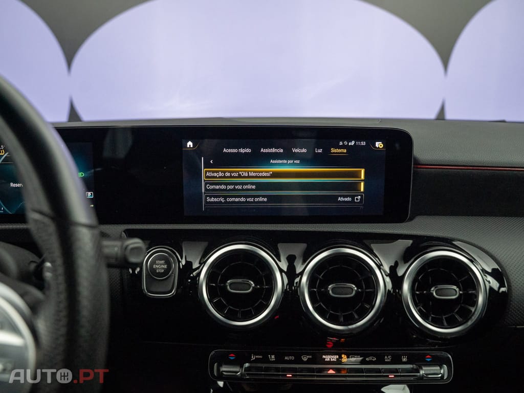 Mercedes-Benz A 250 e AMG Line