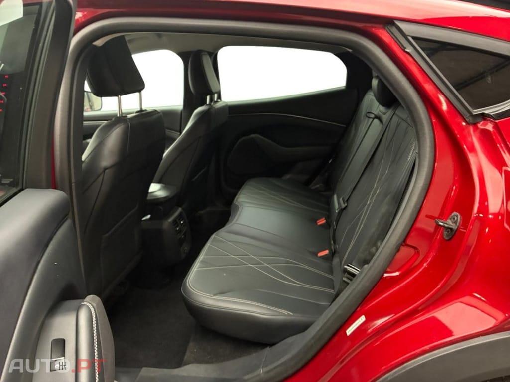 Ford Mustang Mach-E Standard Range