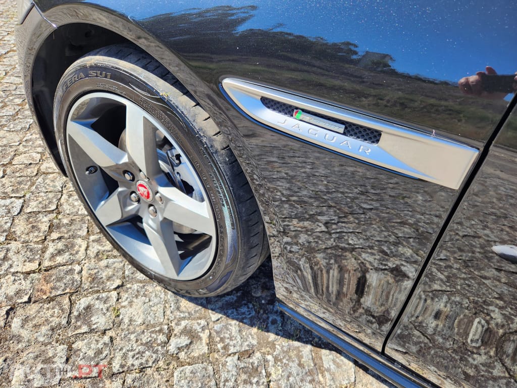 Jaguar XE 2.0 D R-Sport Aut.