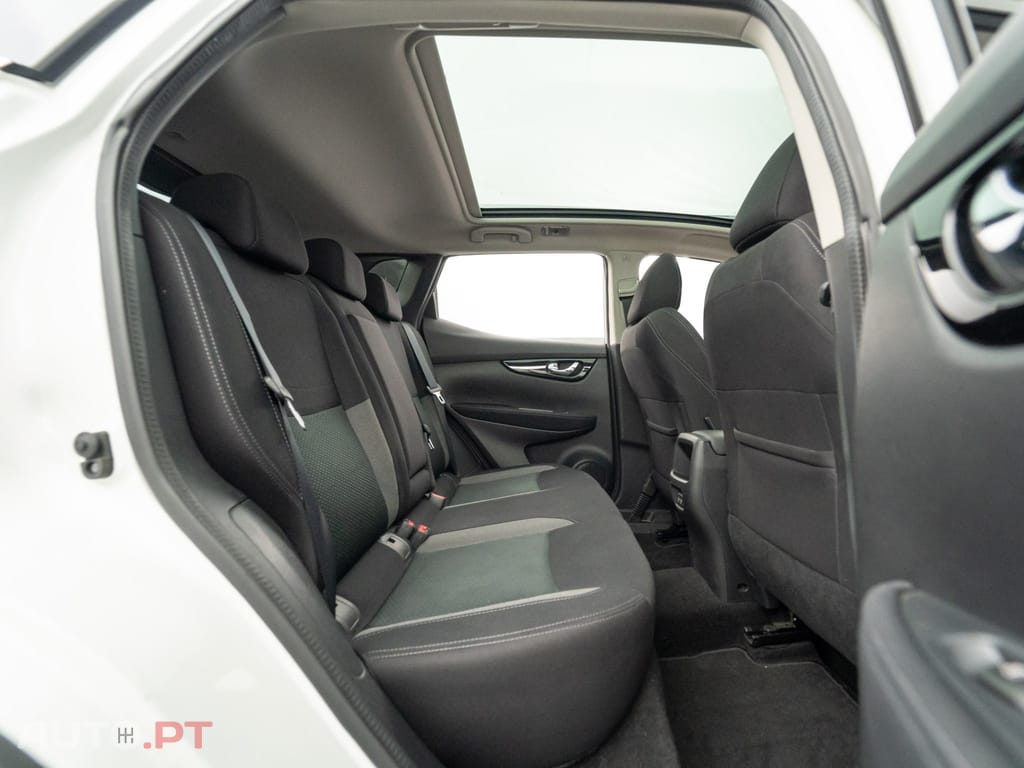 Nissan Qashqai 1.5 dCi N-Connecta
