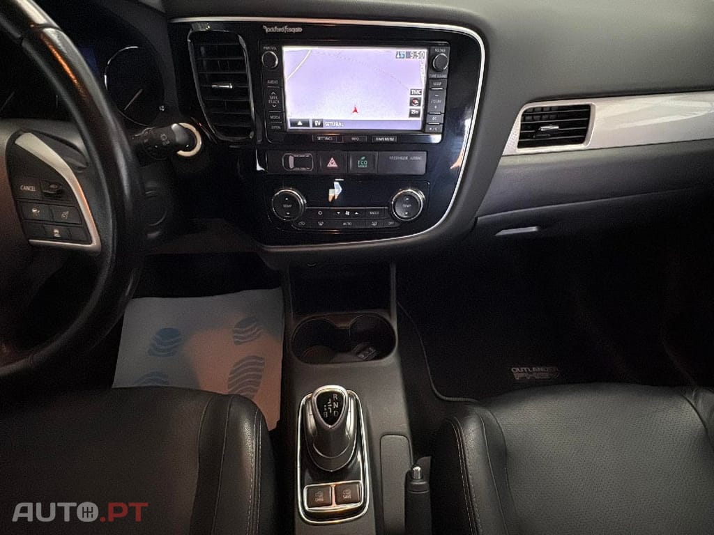 Mitsubishi Outlander 2.0 MIVEC Intense+