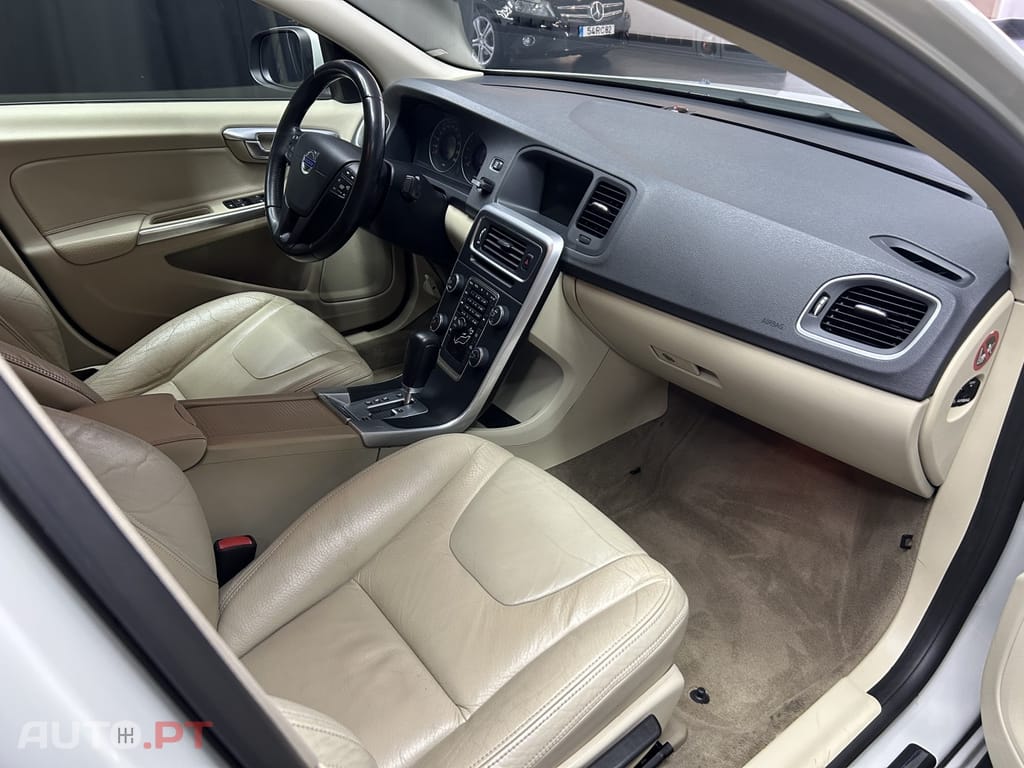 Volvo S60 2.0 D3 Momentum Geartronic