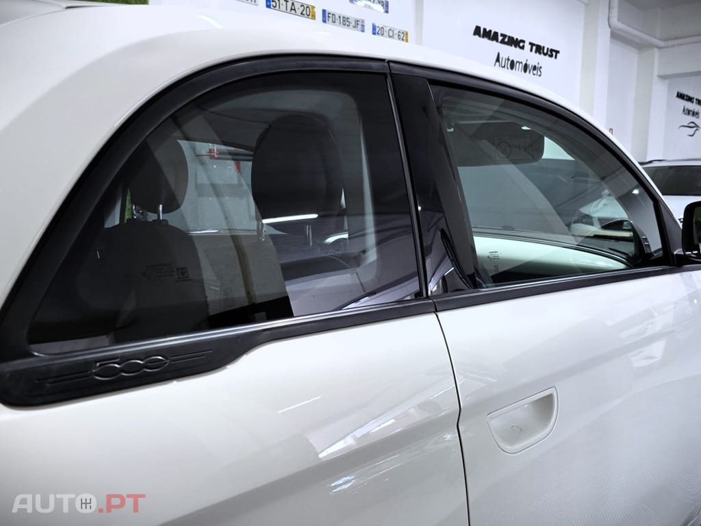 Fiat 500e 42 kWh Icon