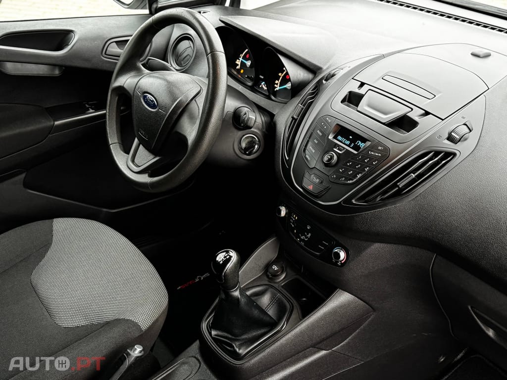 Ford Tourneo 1.5 TDCi Ambiente