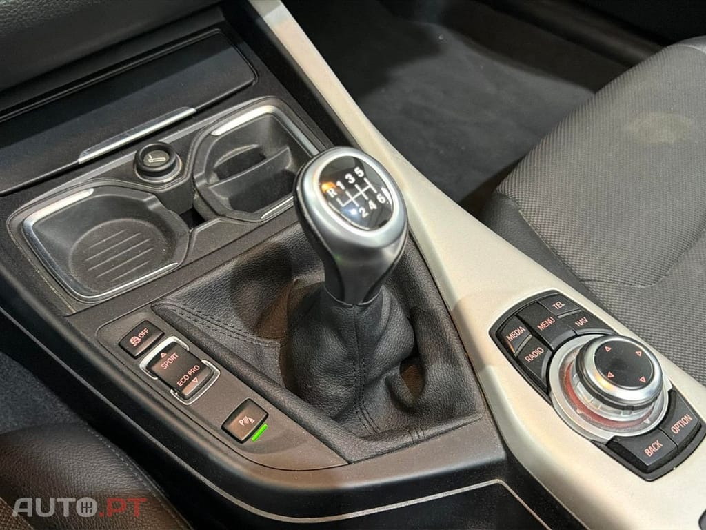 BMW 218 i Cabrio Line Sport