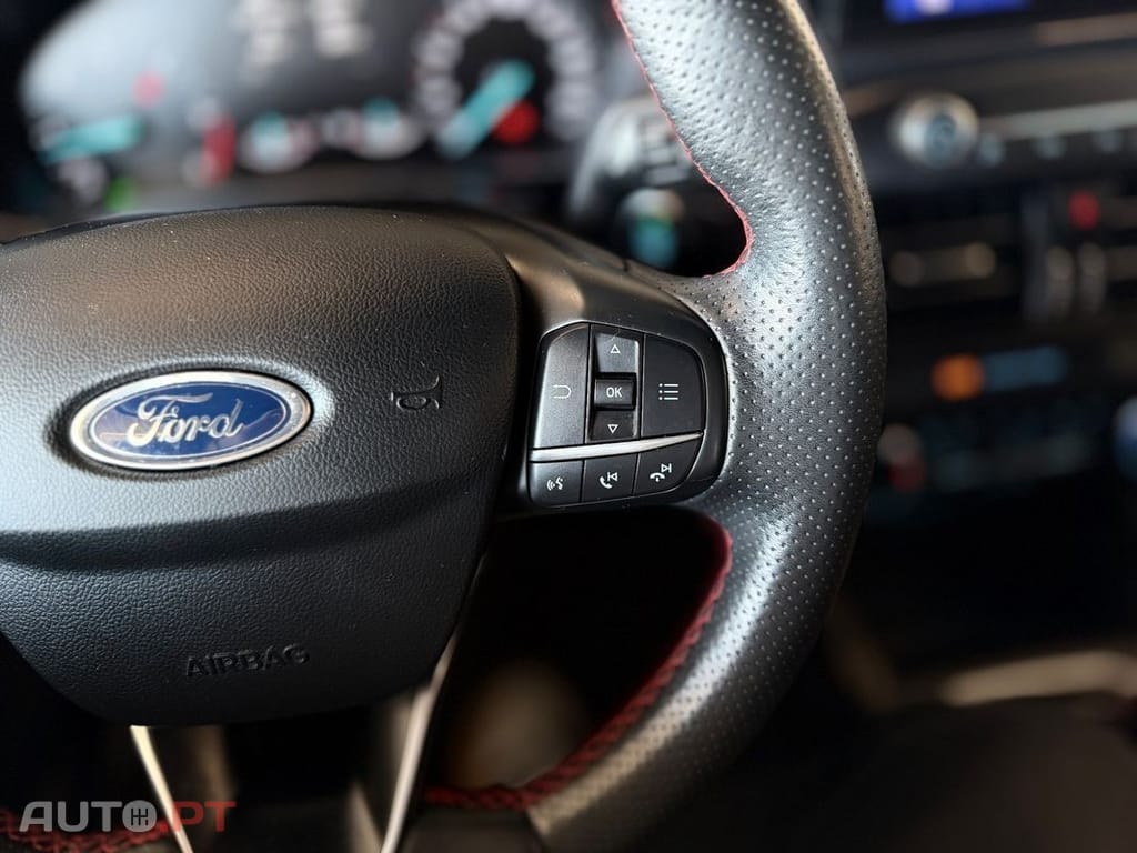Ford Focus 1.5 TDCi EcoBlue ST-Line